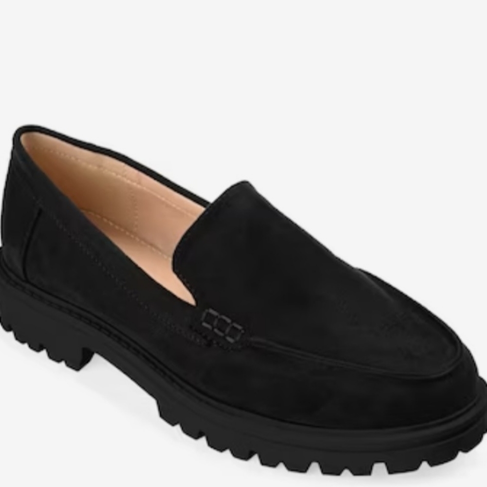 Journee Collection Erika Wide 8.5